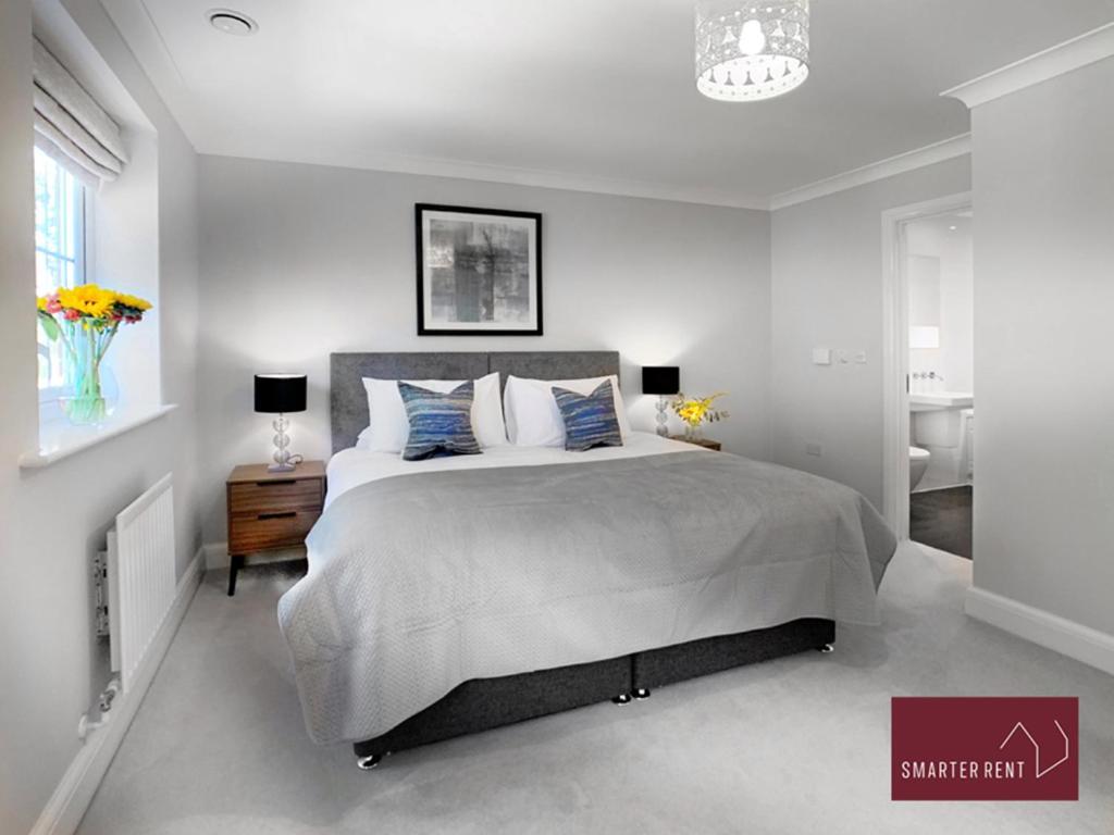 Maidenhead, Leander - 3 Bedroom - Parking & Garden Esterno foto